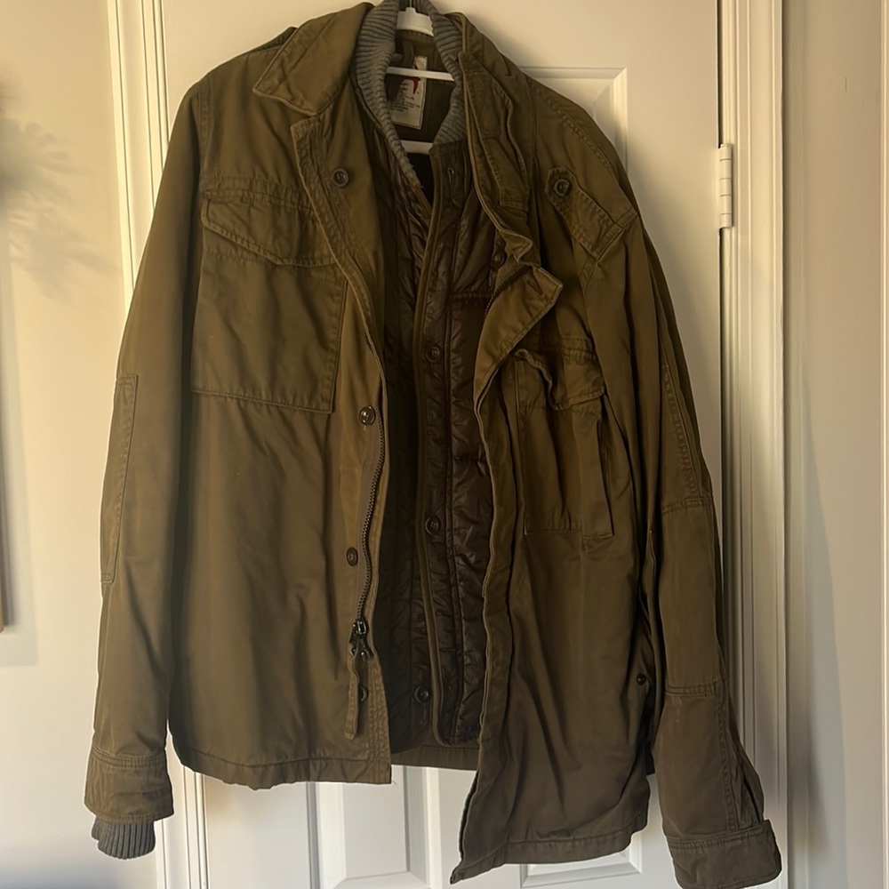 Relwen coat with removable insert